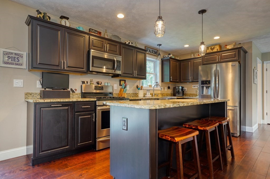 38 Spruce Road Westminster, MA 01473 - Photo 10 of 41