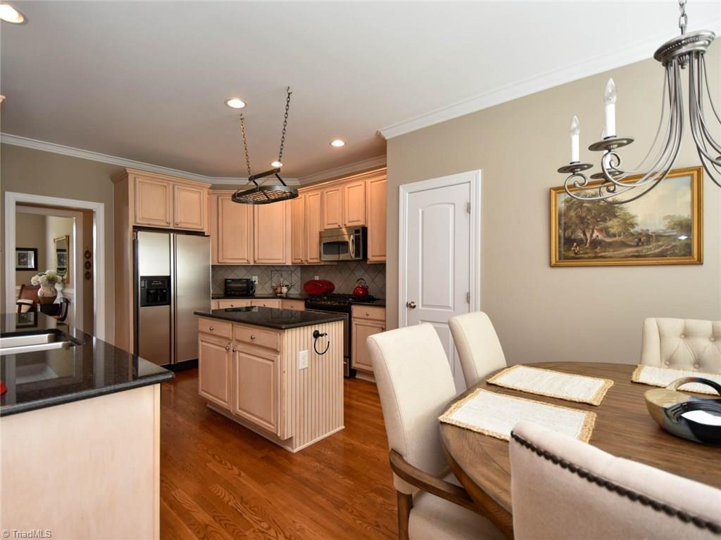 5726 Mabe Drive Oak Ridge, NC 27310 - Photo 11 of 30