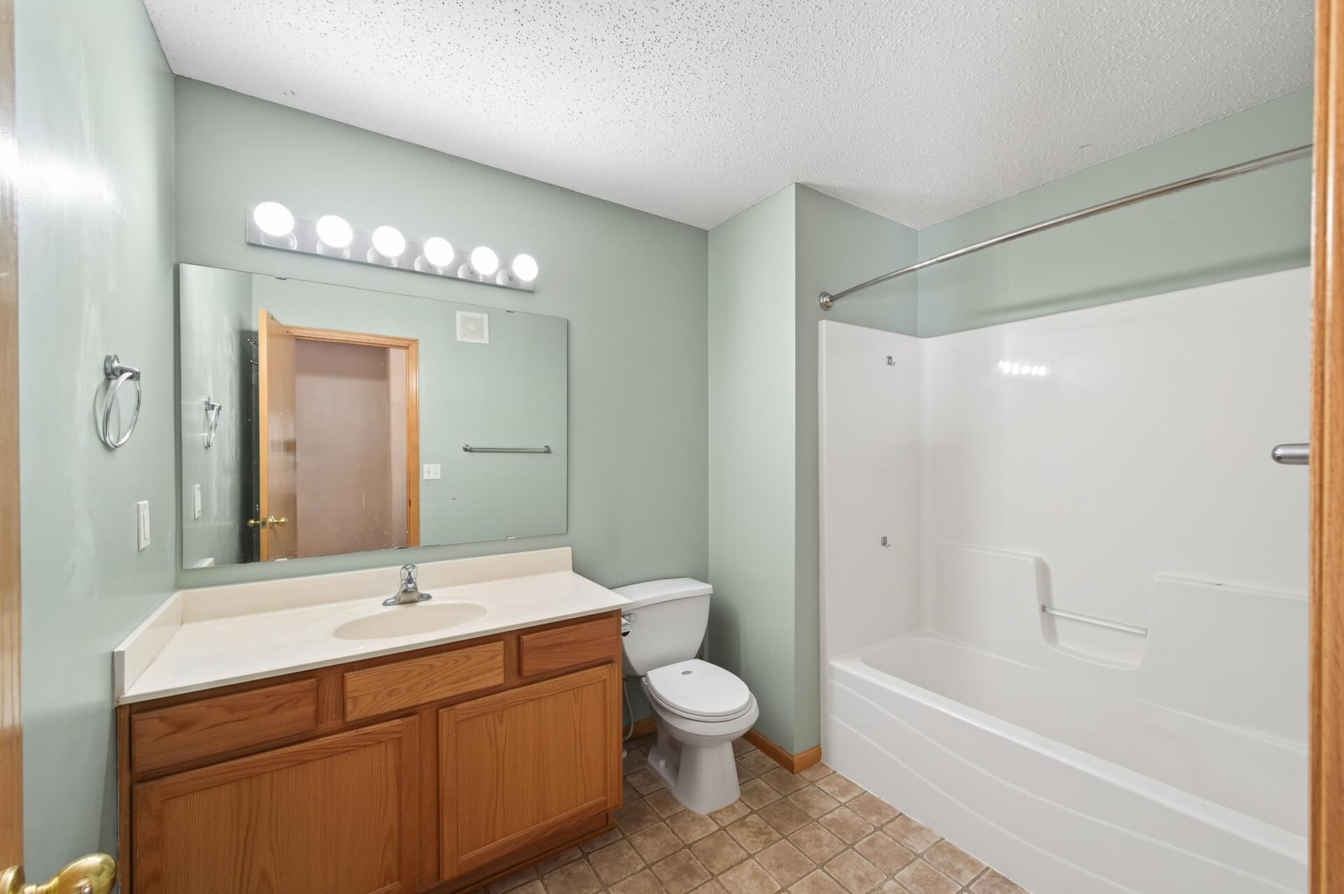 2394 Rushmore Road Hastings, MN 55033 - Photo 15 of 28