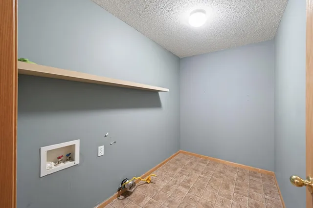 $239,900 | 2394 Rushmore Road, Hastings, MN 55033