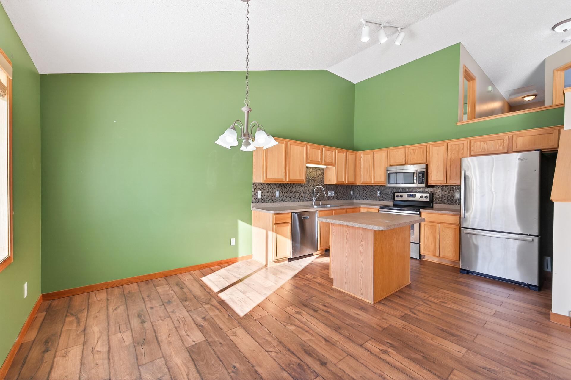 2394 Rushmore Road Hastings, MN 55033 - Photo 7 of 28