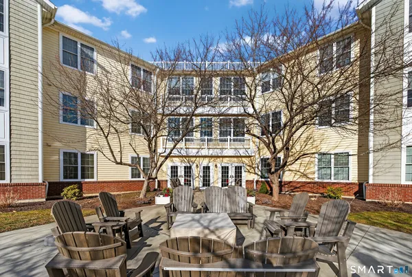 $309,000 | 2590 Gold Star Highway, Unit 110, Groton, CT 06355