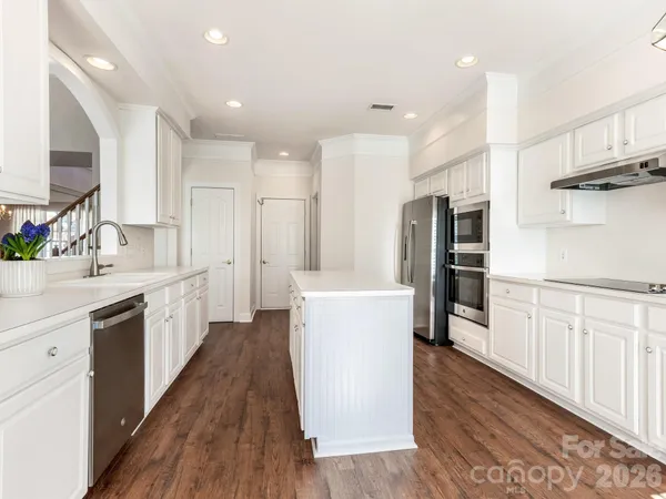 $575,000 | 429 Eberle Way, Matthews, NC 28105