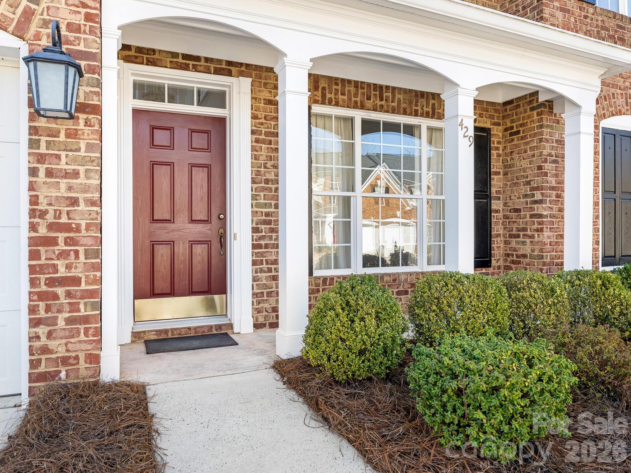 429 Eberle Way Matthews, NC 28105 - Photo 2 of 24