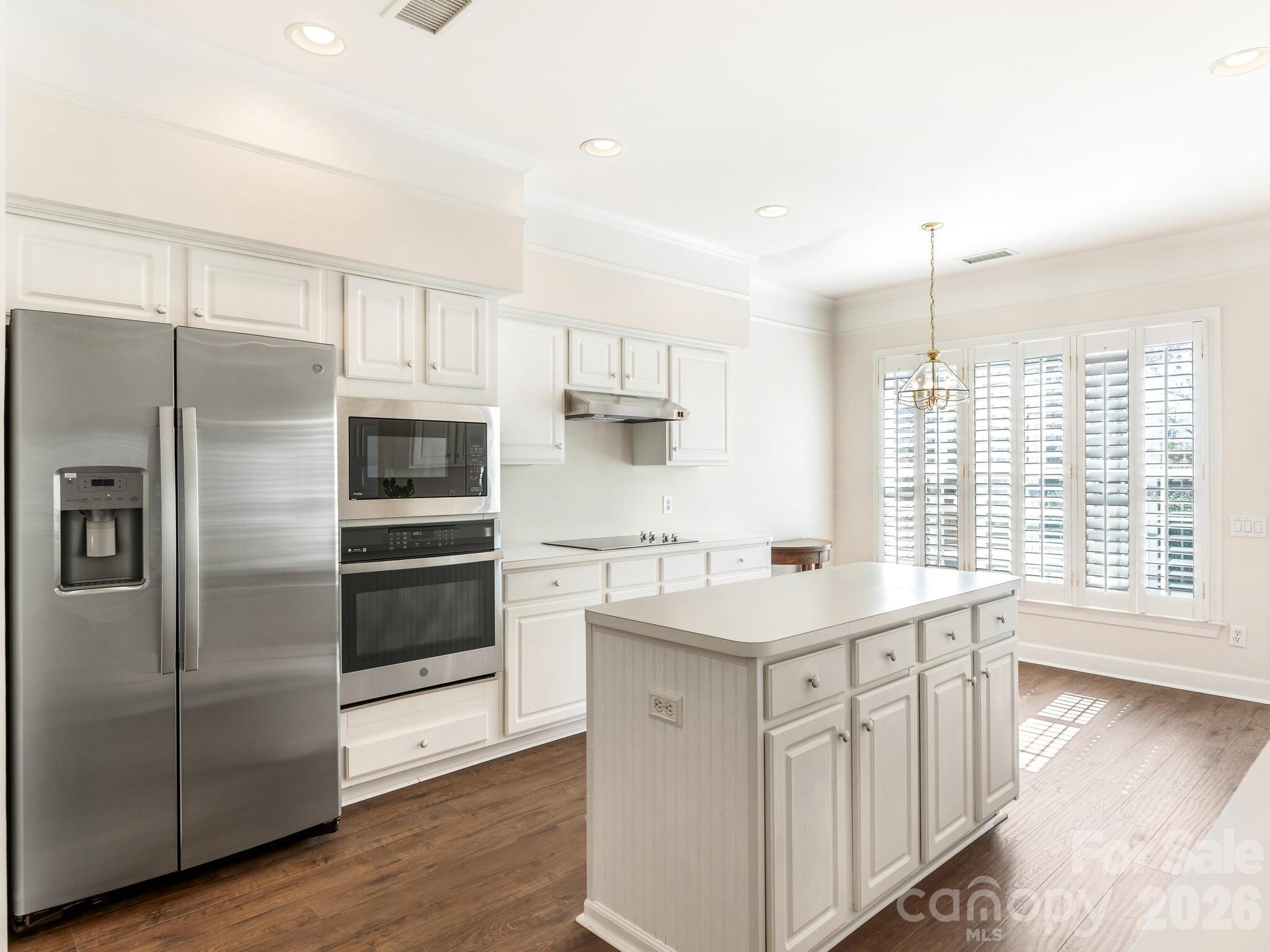 429 Eberle Way Matthews, NC 28105 - Photo 8 of 24