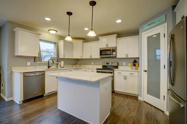 $625,000 | 131 West Blackhawk Drive, Fort Atkinson, WI 53538