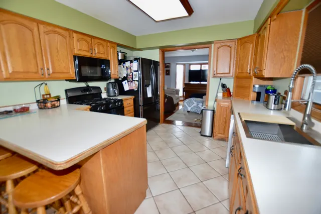 $769,000 | 3321 North Bayview Lane, McHenry, IL 60051