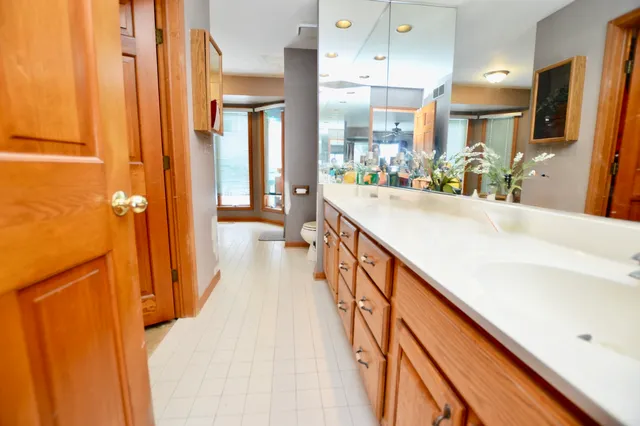 $769,000 | 3321 North Bayview Lane, McHenry, IL 60051