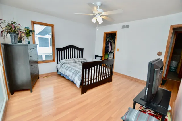 $769,000 | 3321 North Bayview Lane, McHenry, IL 60051