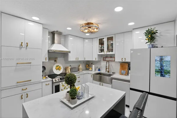 $789,900 | 15201 Southwest 177th Terrace, Miami, FL 33187