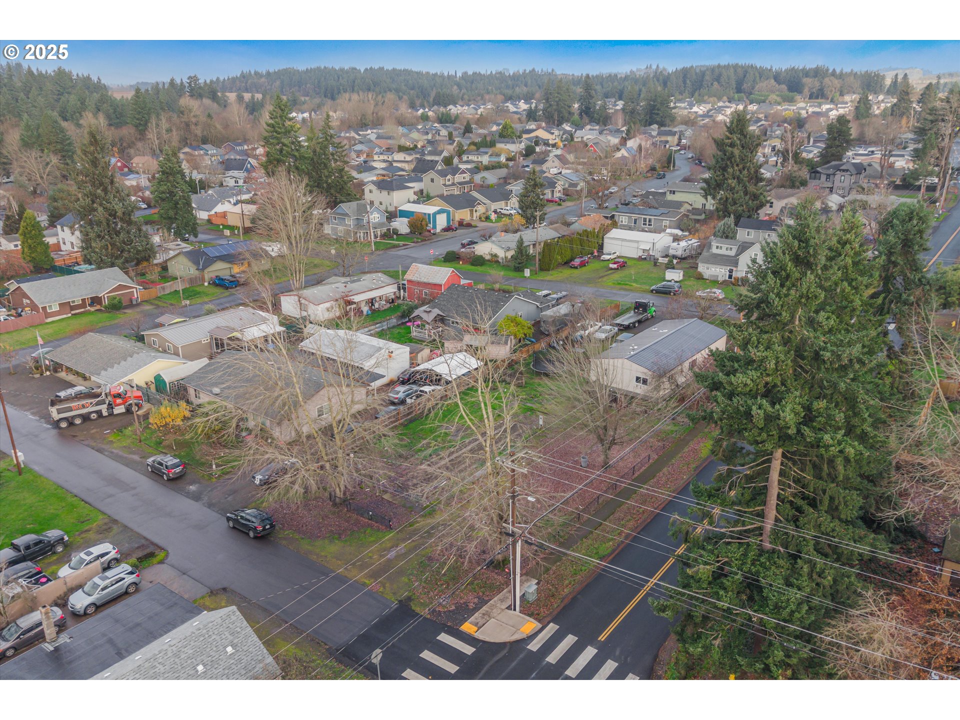 160 East 7th Street Lafayette, OR 97127 - Photo 4 of 6 a view of a city