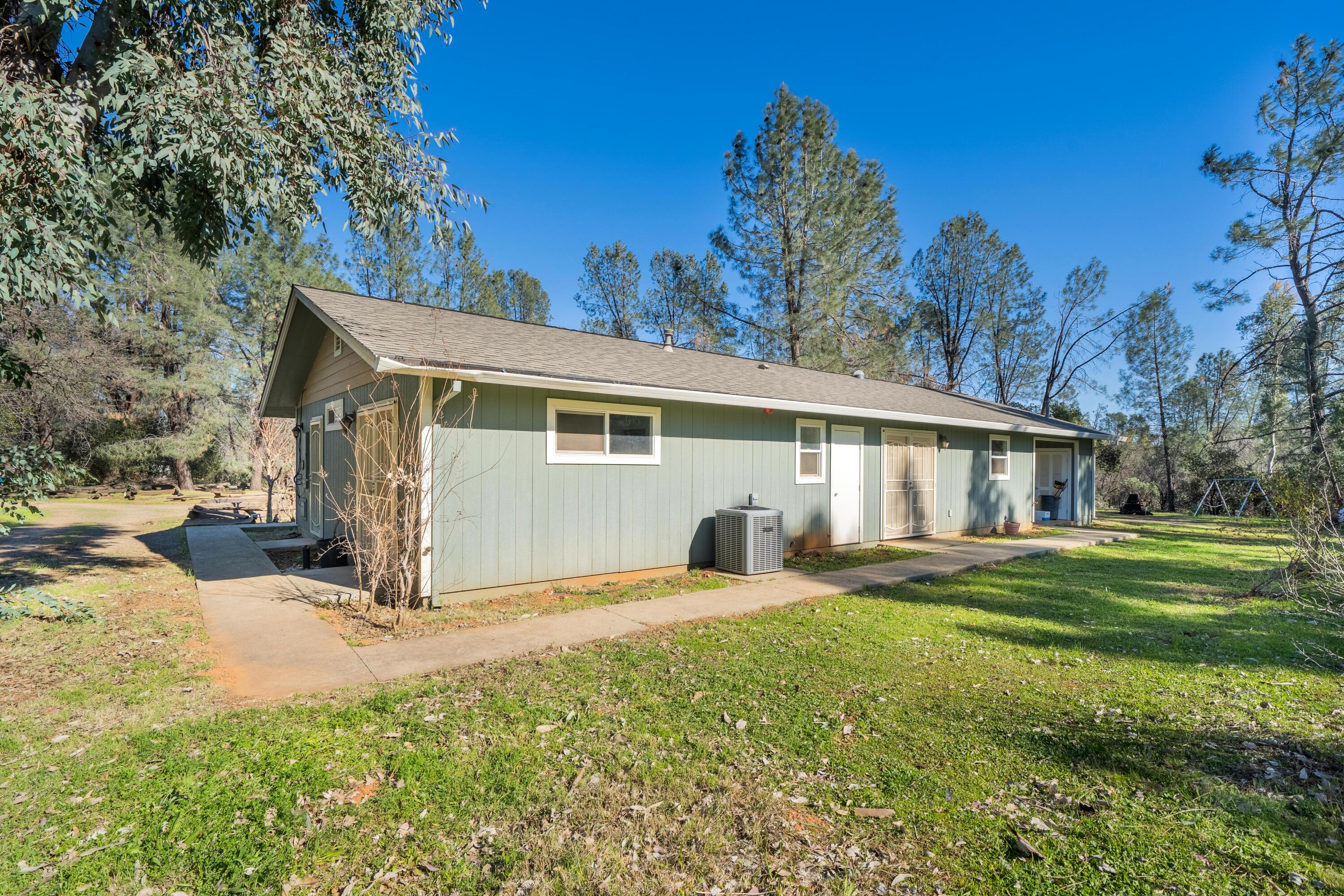 5755 Happy Valley Road Anderson, CA 96007 - Photo 18 of 31 HARRISONM-14