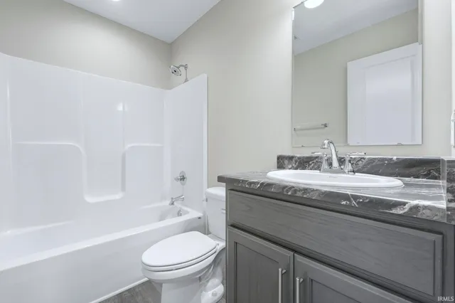 $379,900 | 1155 Lagonda Trail, Fort Wayne, IN 46818