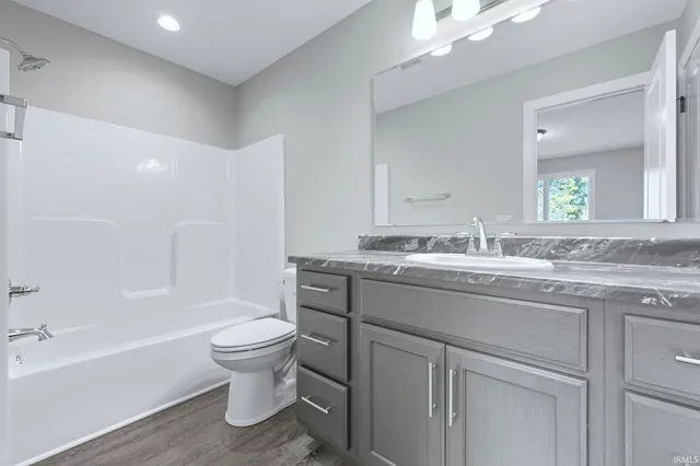 $379,900 | 1155 Lagonda Trail, Fort Wayne, IN 46818