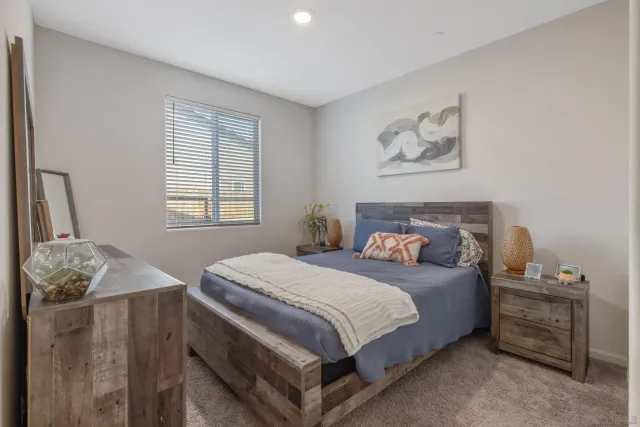 $419,999 | 495 Pearl Drive, Lemoore, CA 93245