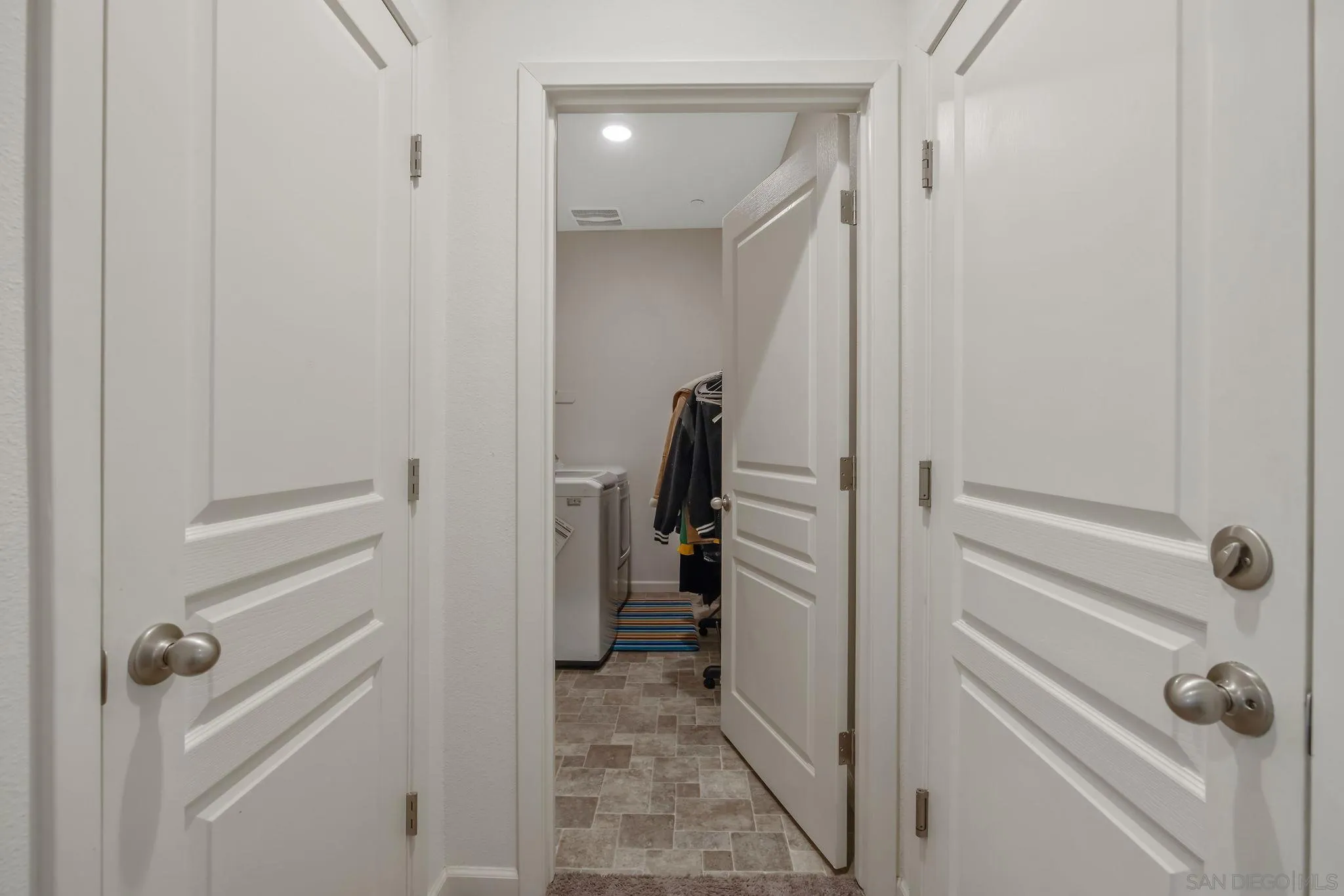 495 Pearl Drive Lemoore, CA 93245 - Photo 14 of 45 a view of a bathroom