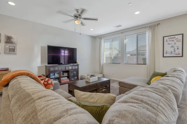 $419,999 | 495 Pearl Drive, Lemoore, CA 93245