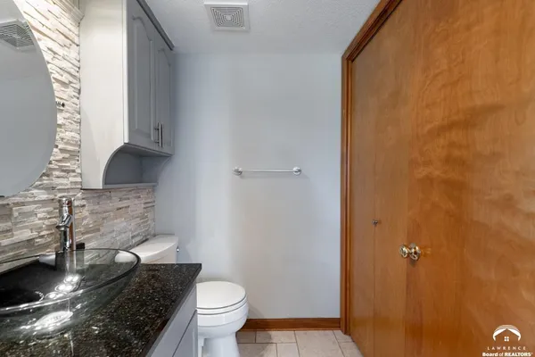$389,900 | 724 Eldridge Street, Lawrence, KS 66049