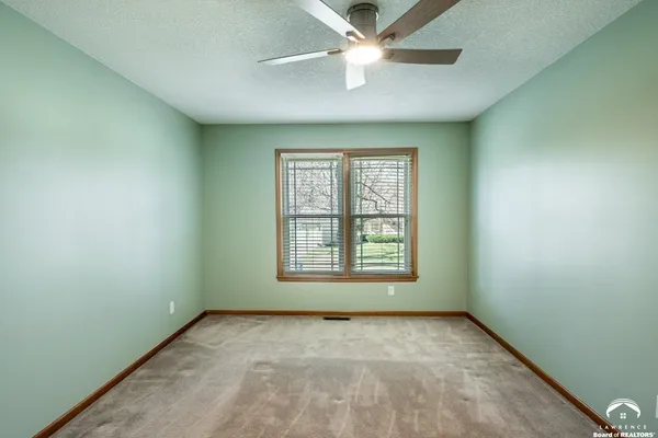 $389,900 | 724 Eldridge Street, Lawrence, KS 66049