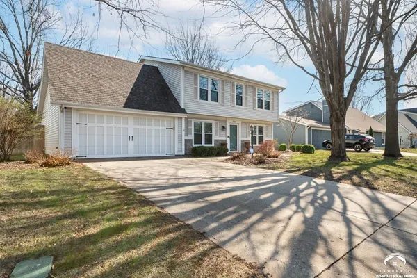 $389,900 | 724 Eldridge Street, Lawrence, KS 66049