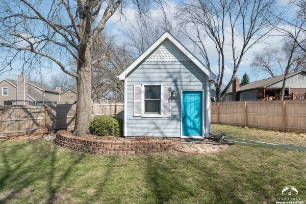 $389,900 | 724 Eldridge Street, Lawrence, KS 66049