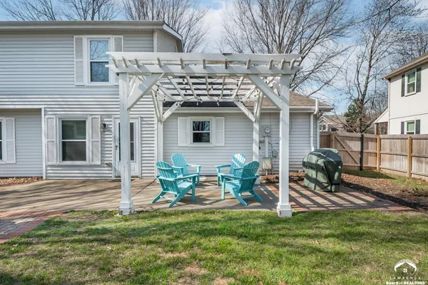 $389,900 | 724 Eldridge Street, Lawrence, KS 66049