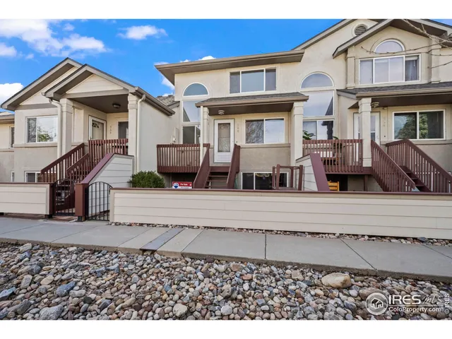 $449,000 | 546 Ridgeview Drive, Louisville, CO 80027