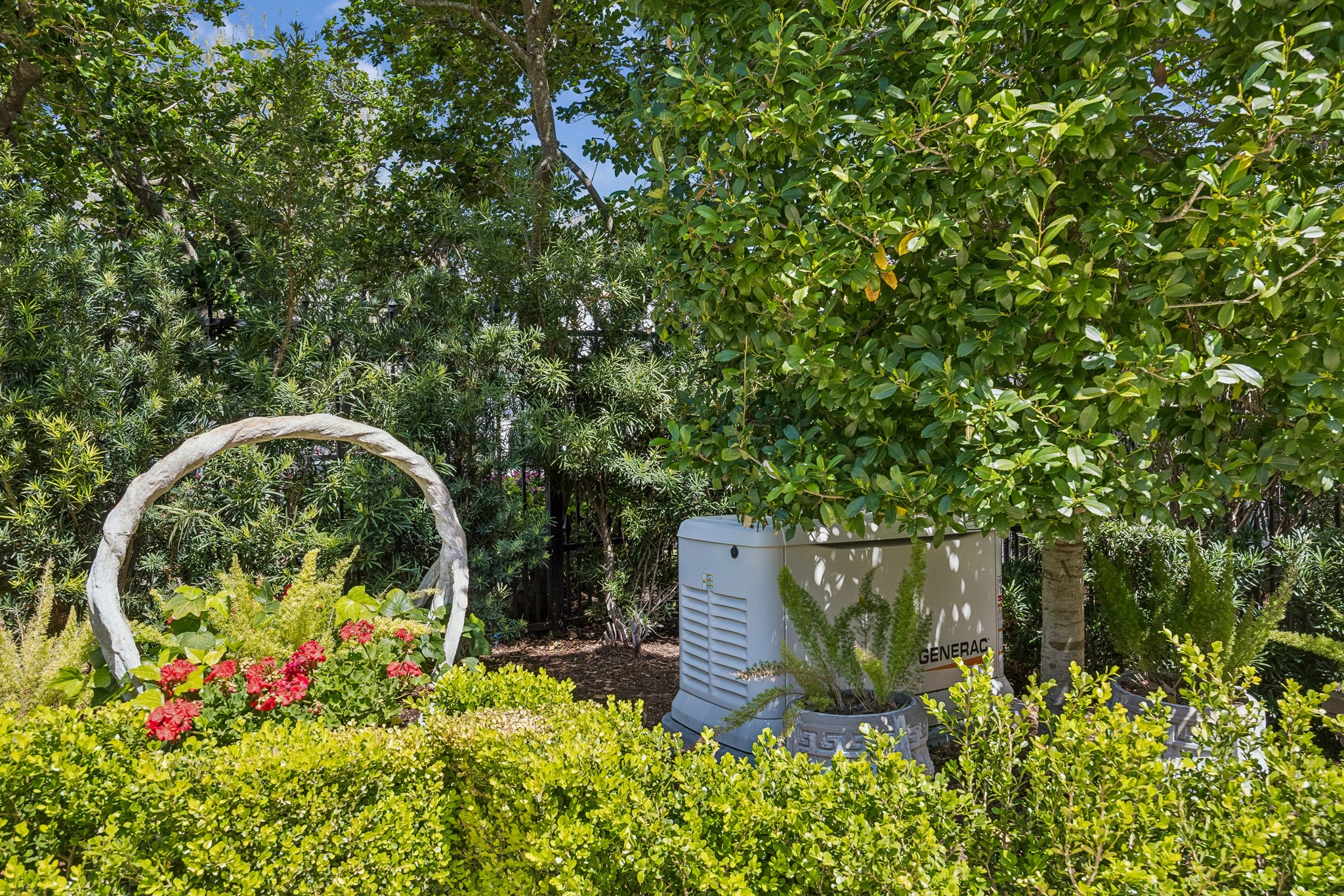 5043 Tangle Lane Houston, TX 77056 - Photo 34 of 50