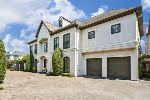 $1,799,000 | 5043 Tangle Lane, Houston, TX 77056
