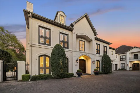 $1,799,000 | 5043 Tangle Lane, Houston, TX 77056