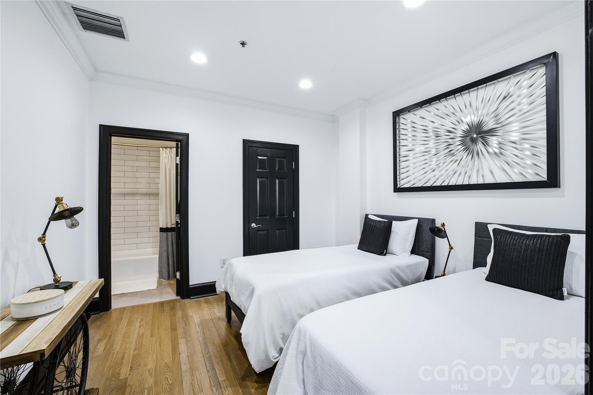 127 North Tryon Street, Unit 303 Charlotte, NC 28202 - Photo 14 of 35