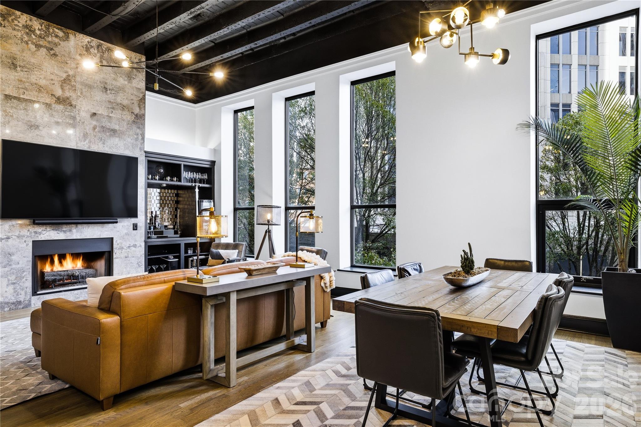 127 North Tryon Street, Unit 303 Charlotte, NC 28202 - Photo 2 of 35