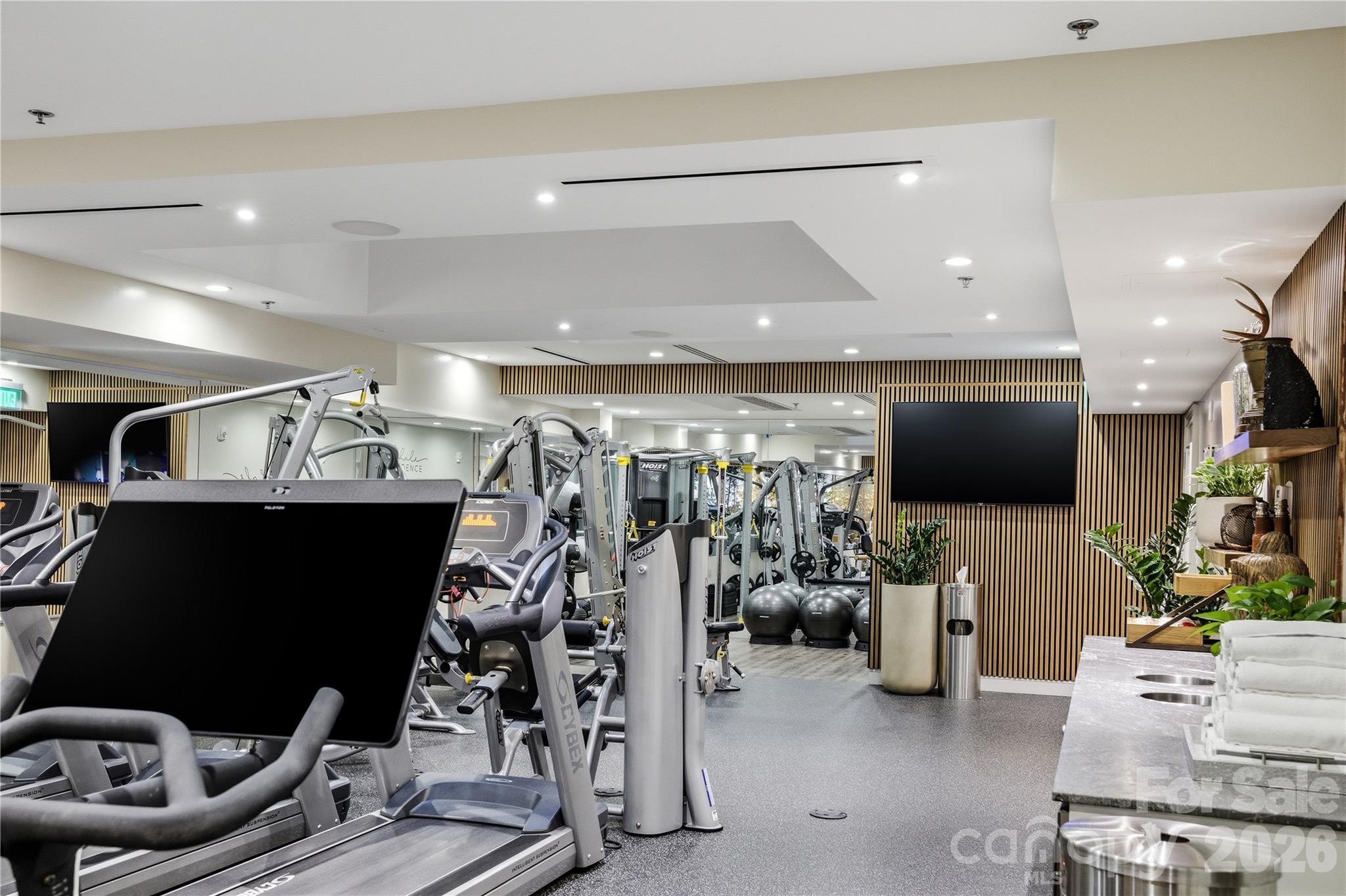 127 North Tryon Street, Unit 303 Charlotte, NC 28202 - Photo 26 of 35