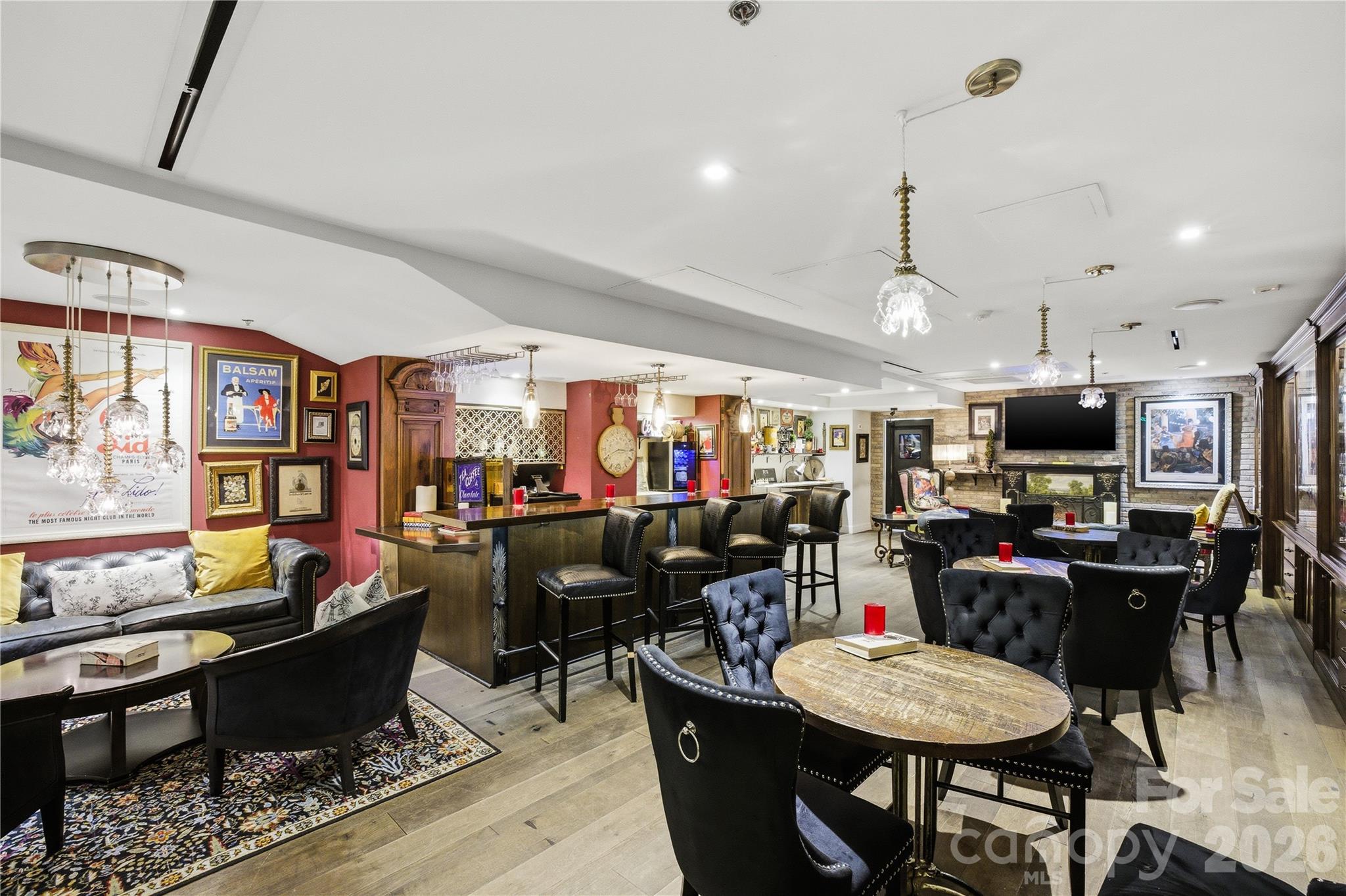 127 North Tryon Street, Unit 303 Charlotte, NC 28202 - Photo 29 of 35