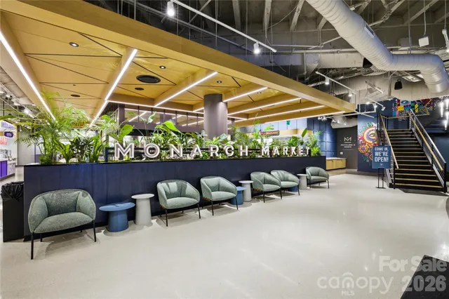 $625,000 | 127 North Tryon Street, Unit 303, Charlotte, NC 28202