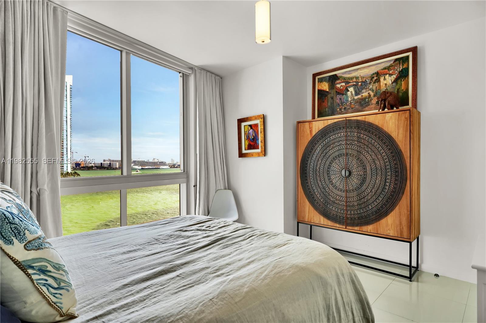 465 Brickell Avenue, Unit 702 Miami, FL 33131 - Photo 5 of 41