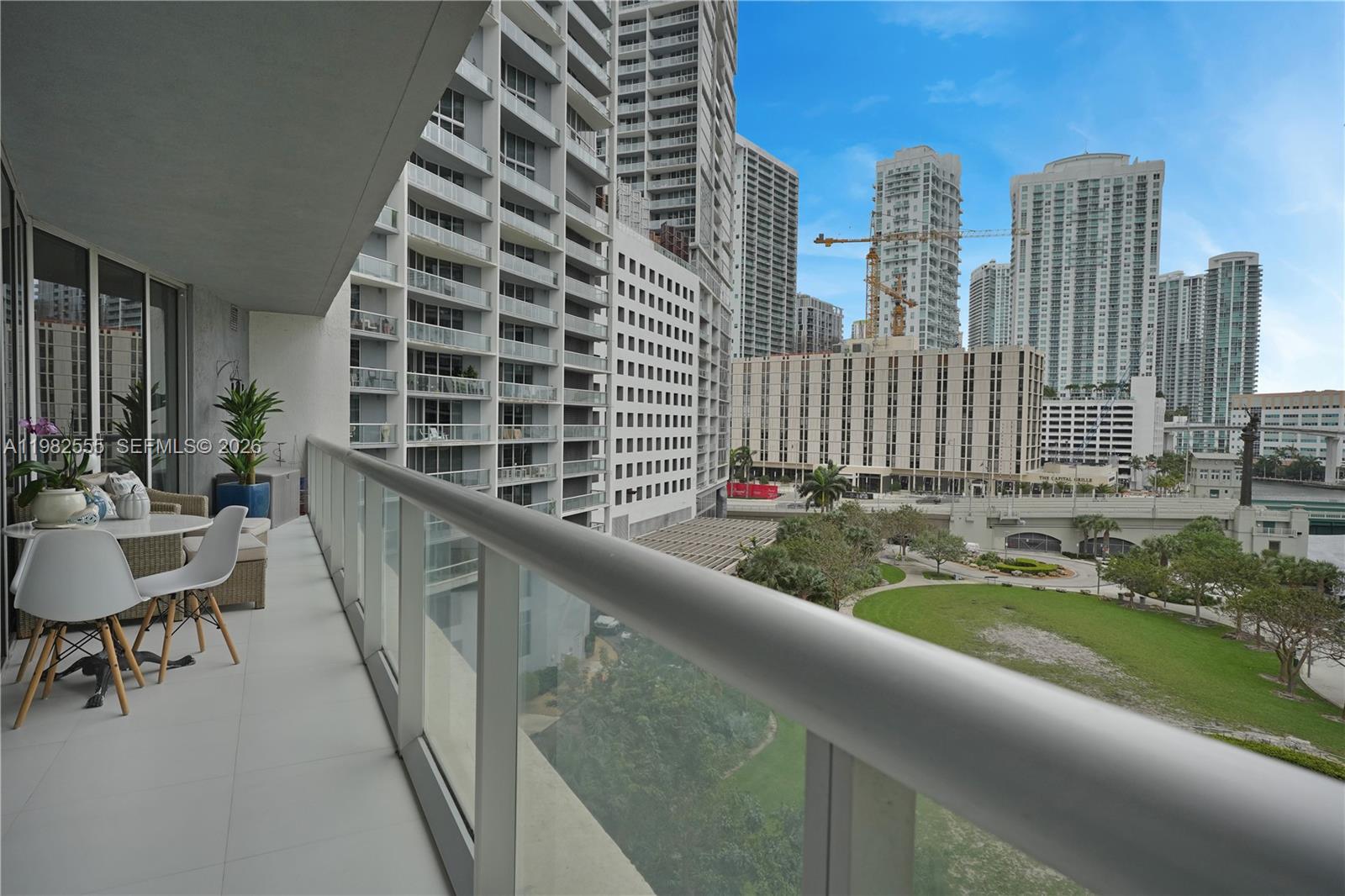 465 Brickell Avenue, Unit 702 Miami, FL 33131 - Photo 8 of 41