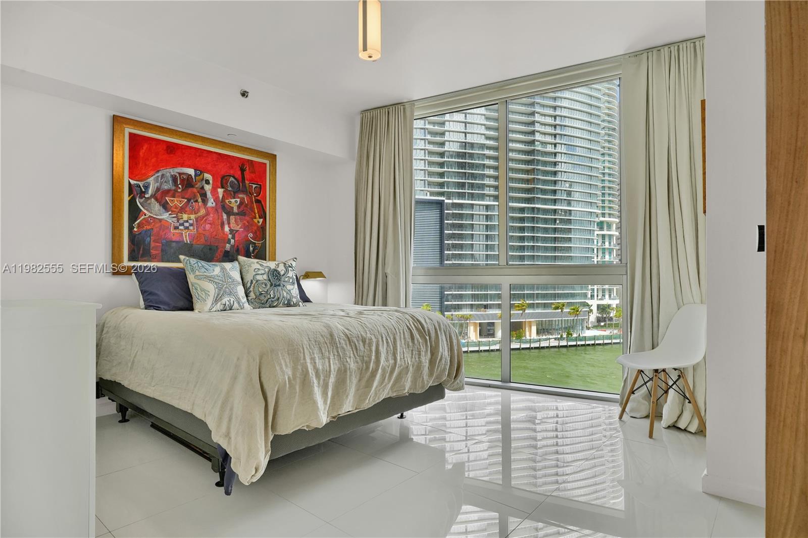465 Brickell Avenue, Unit 702 Miami, FL 33131 - Photo 10 of 41