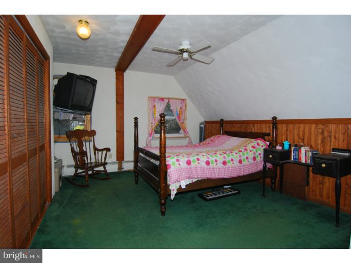 3205 Mannerchor Road Temple, PA 19560 - Photo 8 of 15 Bedroom