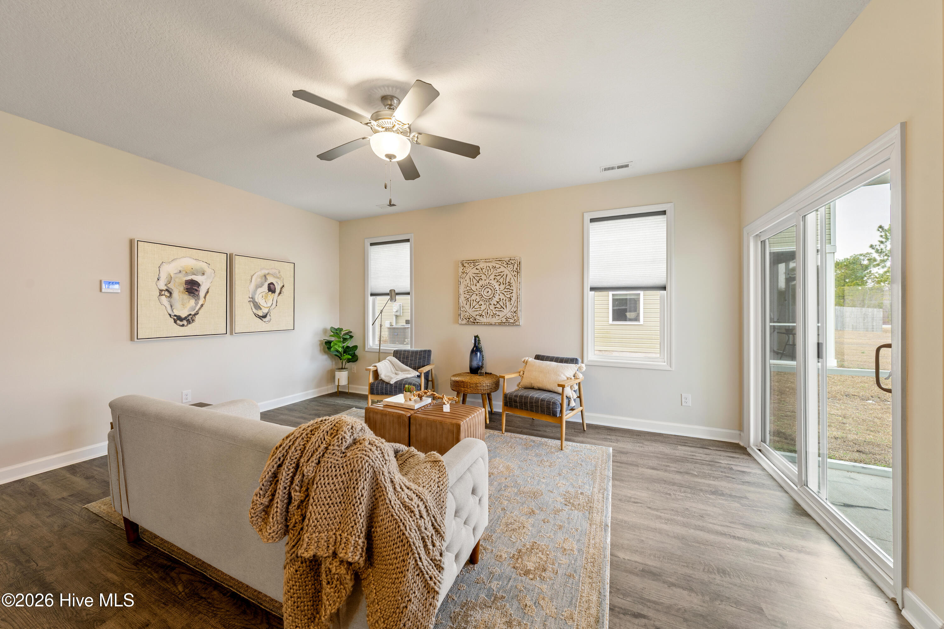 409 Vandemere Court Holly Ridge, NC 28445 - Photo 9 of 27 409VandemereCt-33