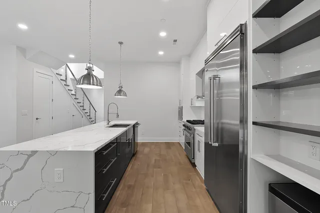 $667,000 | 4015 Southpoint Lndg Way, Unit 8, Durham, NC 27707