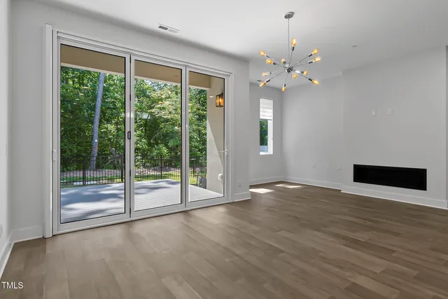 $667,000 | 4015 Southpoint Lndg Way, Unit 8, Durham, NC 27707