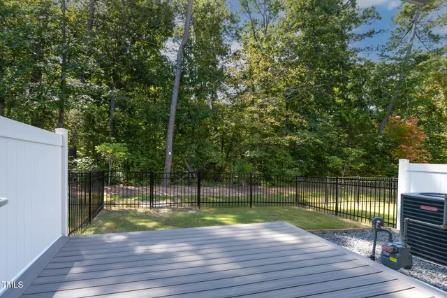 $667,000 | 4015 Southpoint Lndg Way, Unit 8, Durham, NC 27707