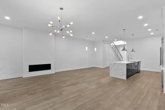 $667,000 | 4015 Southpoint Lndg Way, Unit 8, Durham, NC 27707