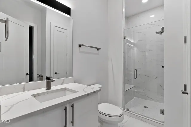 $667,000 | 4015 Southpoint Lndg Way, Unit 8, Durham, NC 27707