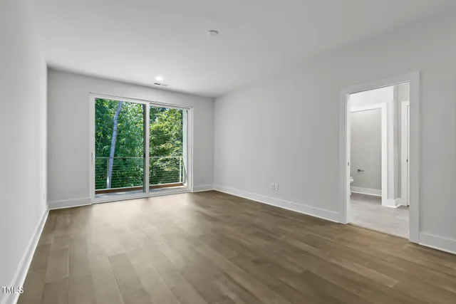 $667,000 | 4015 Southpoint Lndg Way, Unit 8, Durham, NC 27707