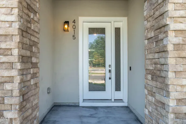 $667,000 | 4015 Southpoint Lndg Way, Unit 8, Durham, NC 27707