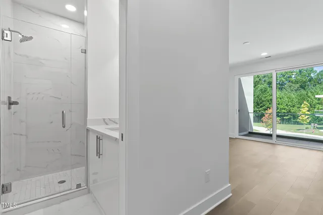 $667,000 | 4015 Southpoint Lndg Way, Unit 8, Durham, NC 27707