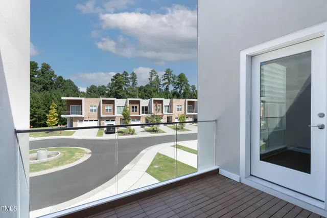 $667,000 | 4015 Southpoint Lndg Way, Unit 8, Durham, NC 27707