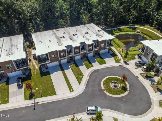 $667,000 | 4015 Southpoint Lndg Way, Unit 8, Durham, NC 27707